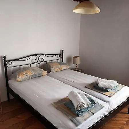 Kuca Barbalic Feriehus