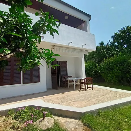 Kuca Barbalic Holiday home *